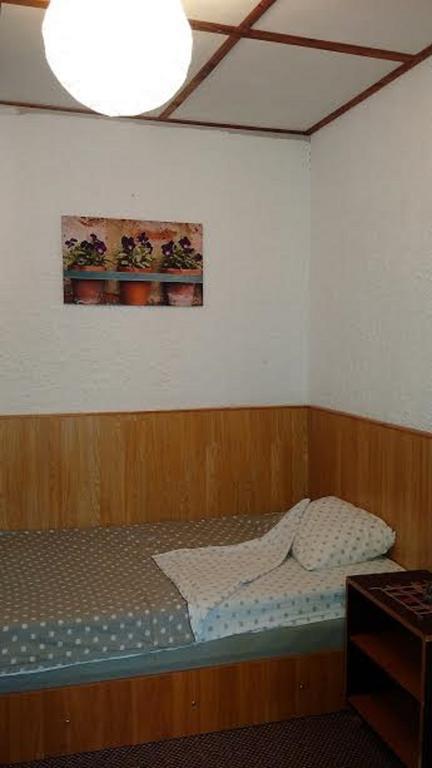 Expo Home Stay Boekarest Buitenkant foto